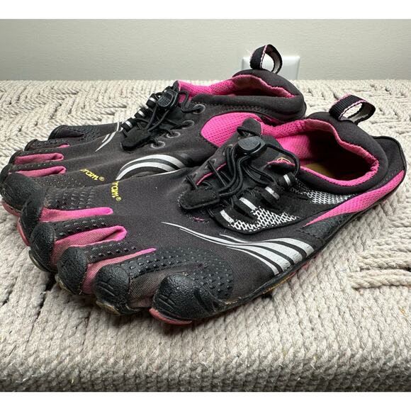 Vibram: Five Toe Shoes - Picture 8 of 8